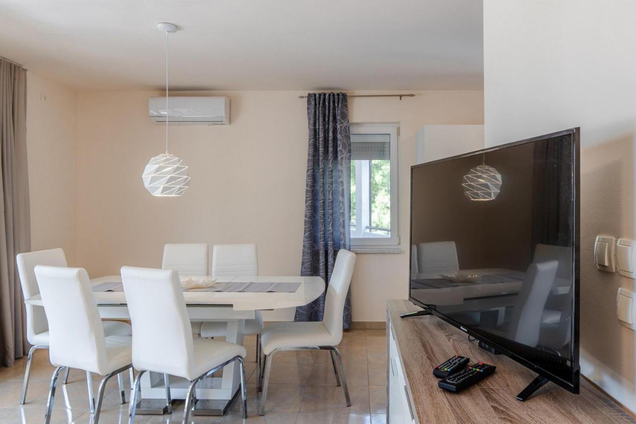 Apartments Sum Mora Вир Екстериор снимка