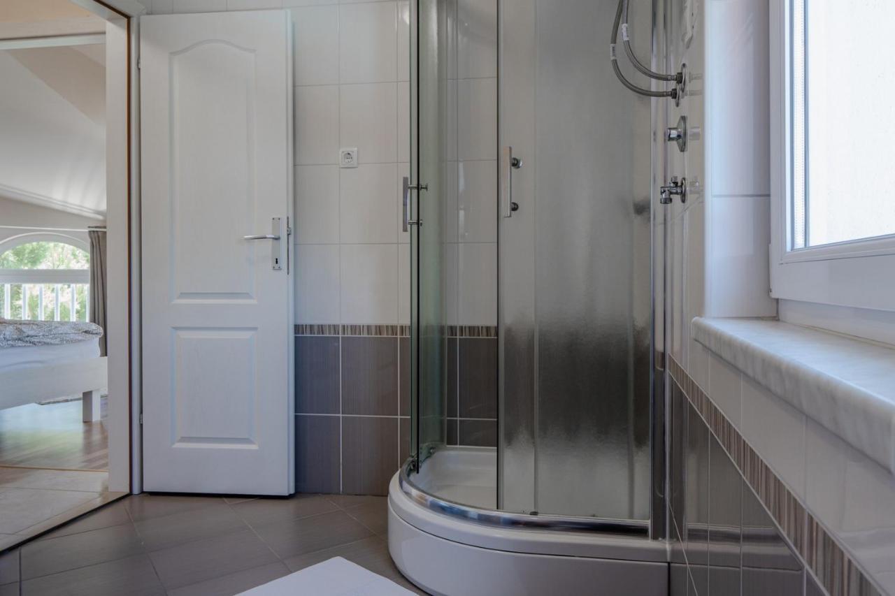Apartments Sum Mora Вир Екстериор снимка